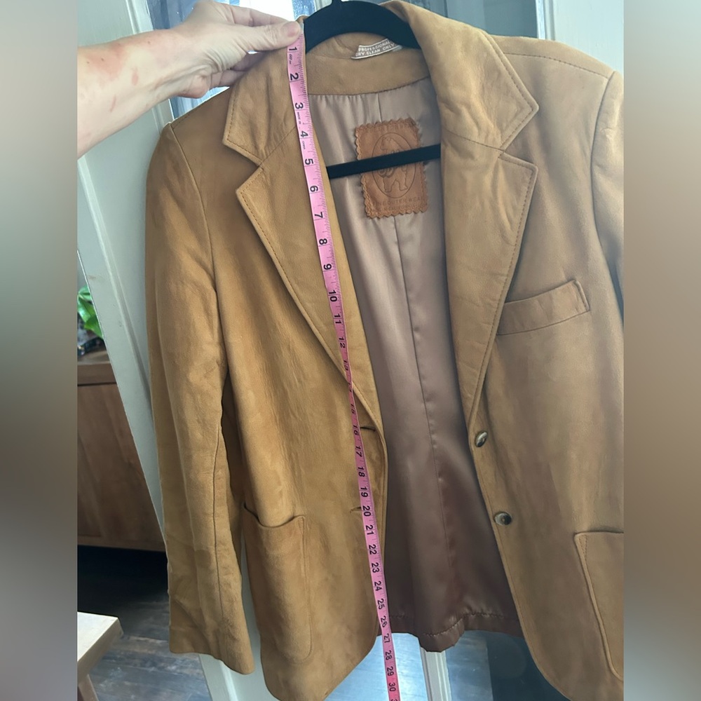 Classic Tan Leather Blazer - Picture 6 of 6